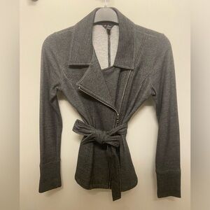 Guess jacket size small